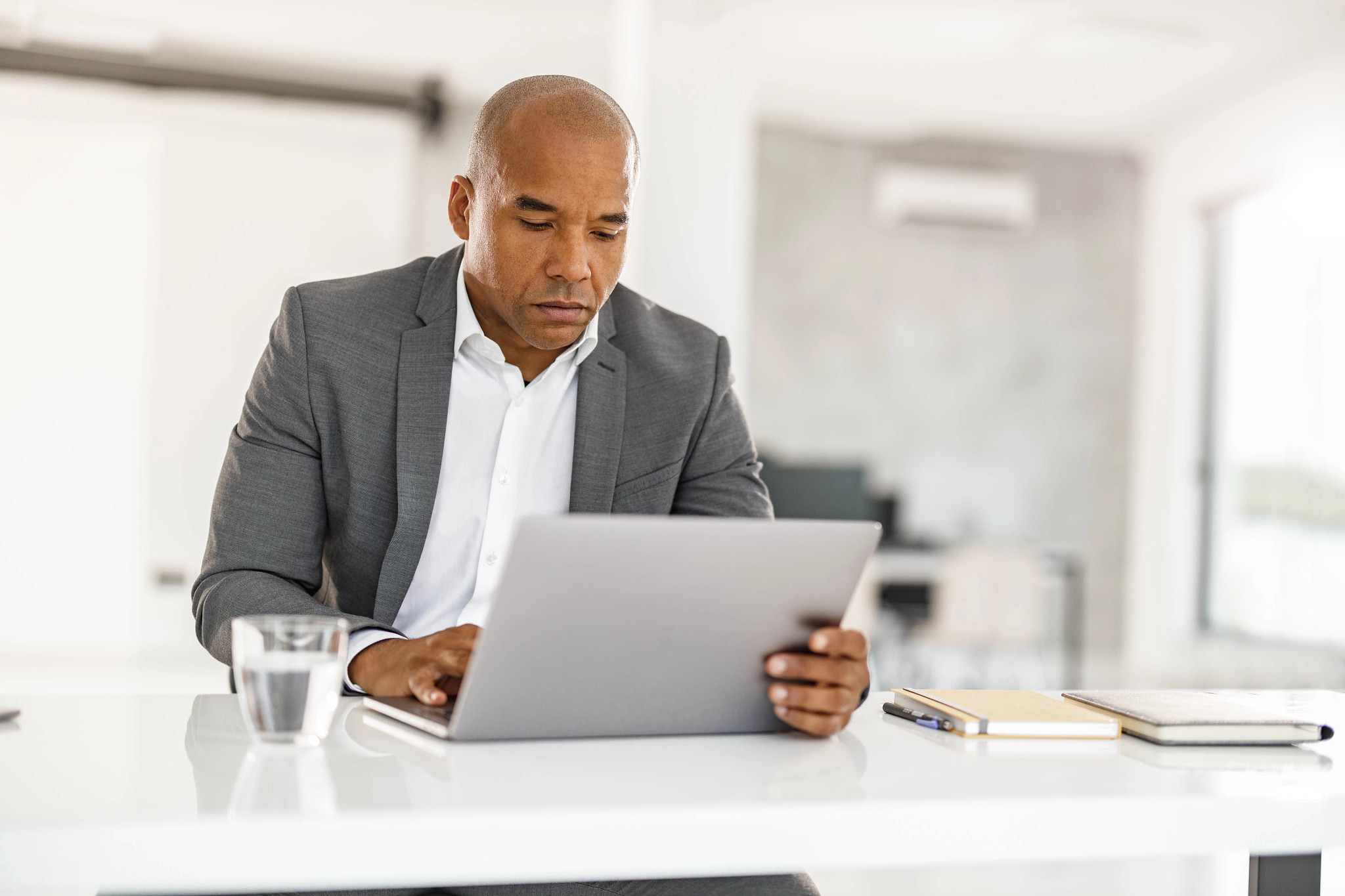 man-viewing-laptop